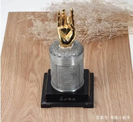 香烟好彩的样子_好彩香烟_香烟好彩ble是什么意思