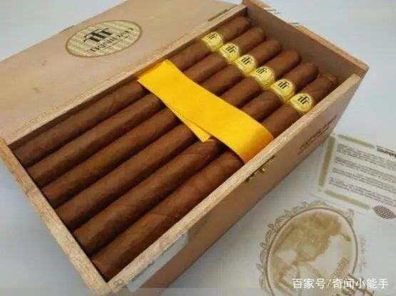 香烟好彩ble是什么意思_好彩香烟_香烟好彩的样子