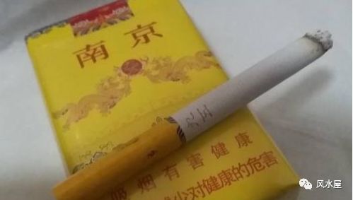 香烟南京金陵十二钗多少钱一包_香烟南京价格表和图片大全_南京香烟
