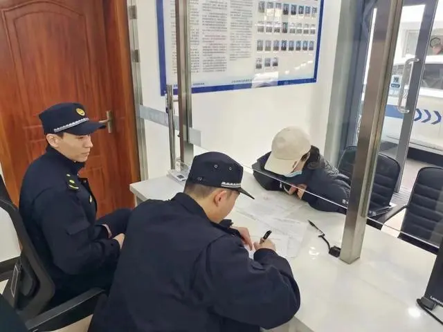 大鸡香烟_大鸡香烟_大鸡香烟