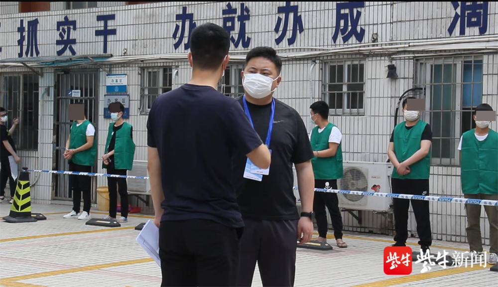 什么杨烟外晓寒轻_烟外面有小黄点还能抽吗_外烟