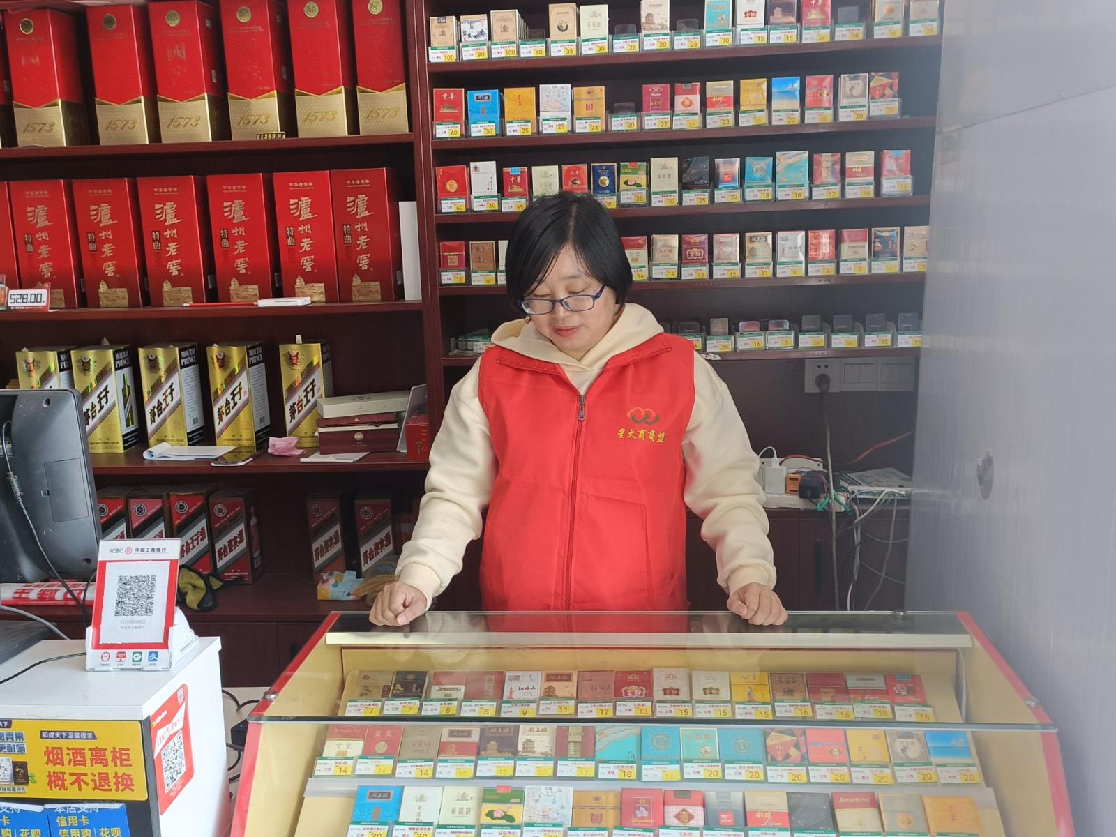 香烟云霄多少一包啊_香烟云霄和越南代工哪个好抽_云霄香烟