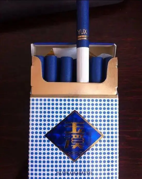香烟云霄多少一包啊_云霄香烟_香烟云霄和越南代工哪个好抽